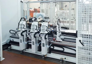 Automatic balancer for jet engine shafts