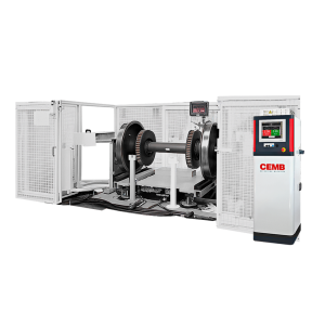 Balancing machine for train wheel assembly